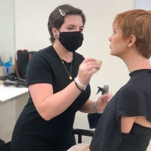 Meet your Posher, Alyson